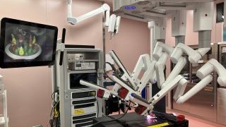 当院の新規導入装置紹介(ロボット手術)